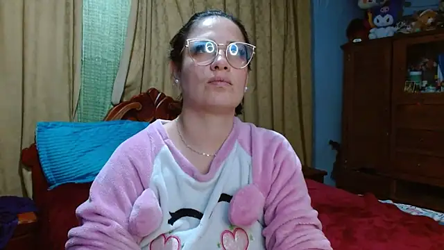 Chatroom XXX en direct de Samantha_le