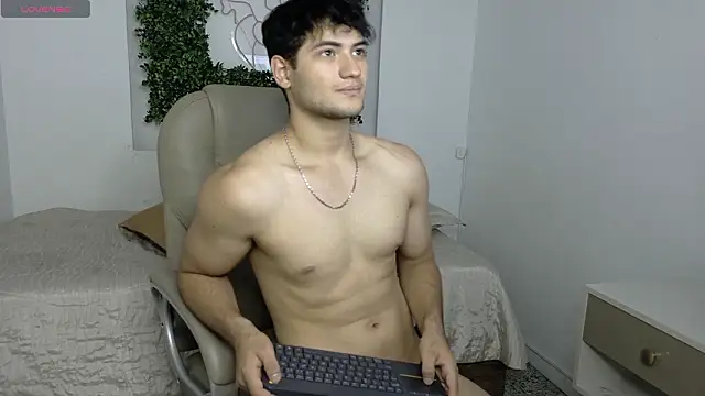 KaelSwitch 라이브 XXX 채팅