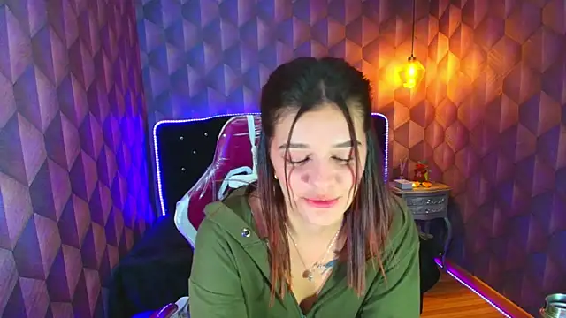 Czat XXX na żywo – LiaHarryis