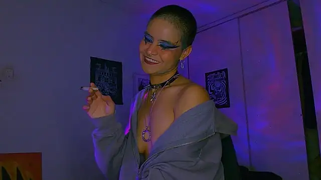 alex_one888 Chat XXX in diretta