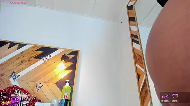 Kathaleiya_Ozz élő XXX-chatje