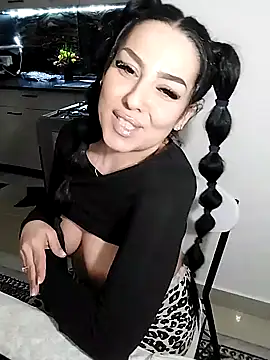 hot-babygirl Webcam show