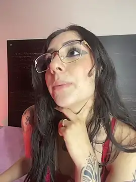 دردشة sharlot24 الجنسية المباشرة