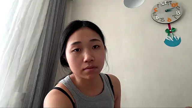 SweetMiaXO's Live XXX Chat