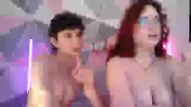 Chat XXX en directo de AndrewAnndCherry