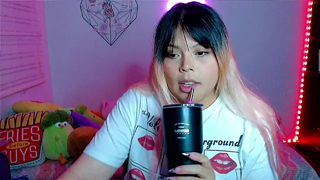 EllieMoonX Live XXX Chat