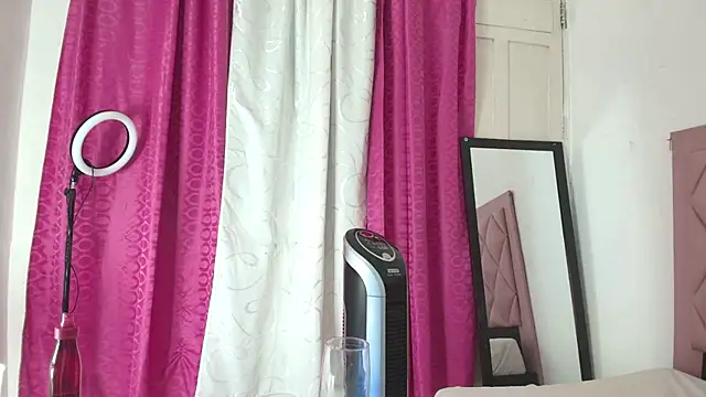 Czat XXX na żywo – Rosse__Carter1