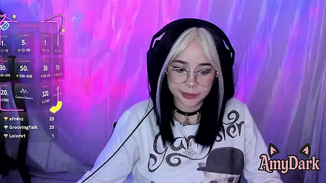 _AmyDark Adlı Modelin Canlı XXX Sohbeti