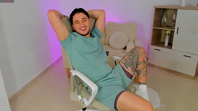 Massimo_Fiore 现场XXX聊天