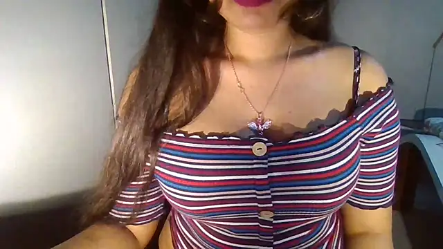 Онлайн чат XXX Yashika_Loves