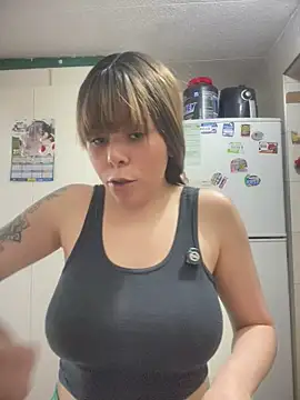 Chat +18 de carolina16love ao vivo