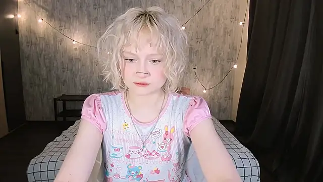 MariaMango Adlı Modelin Canlı XXX Sohbeti