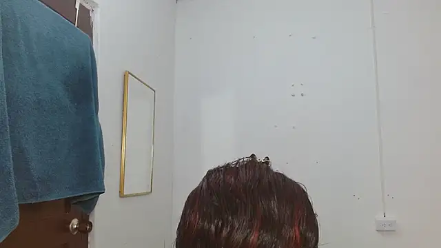 Chat XXX en directo de Thalian