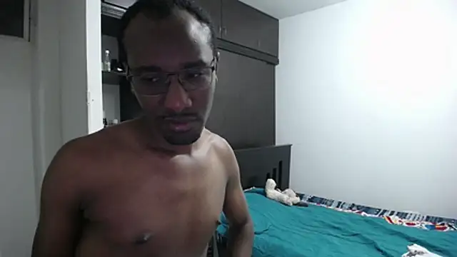 axel_rios_'s Live XXX Chat