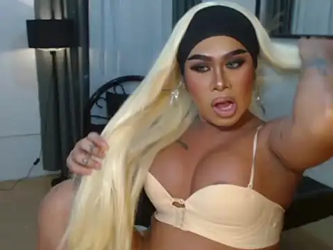 AlluringEmerald Pertunjukan Webcam