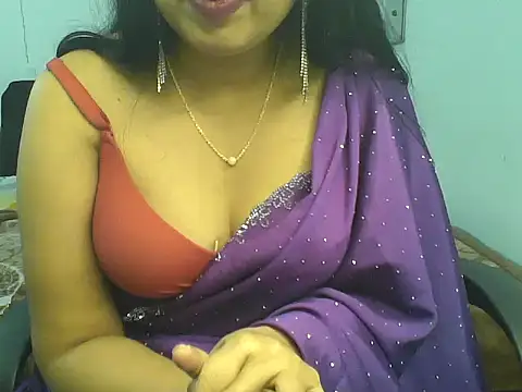 BIG_HEARTED Adlı Modelin Canlı XXX Sohbeti