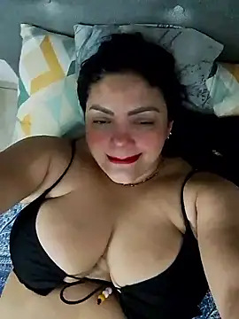 tiffany_Johnson1 Adlı Modelin Canlı XXX Sohbeti