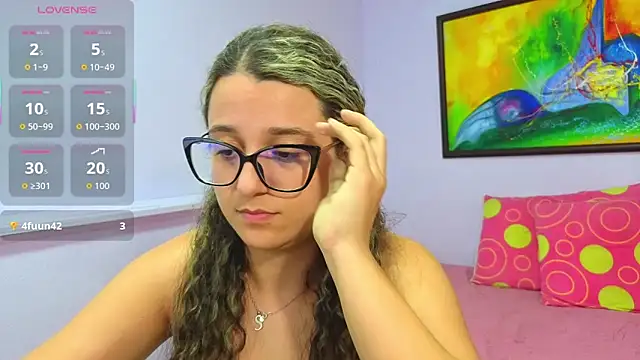 Chatroom XXX en direct de katiaa_lovv