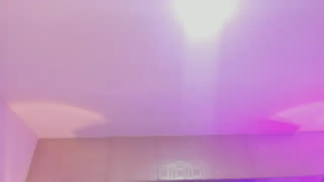 ValeryCooper18 élő XXX-chatje