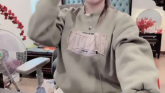 Chat +18 de Caryln-Bun ao vivo