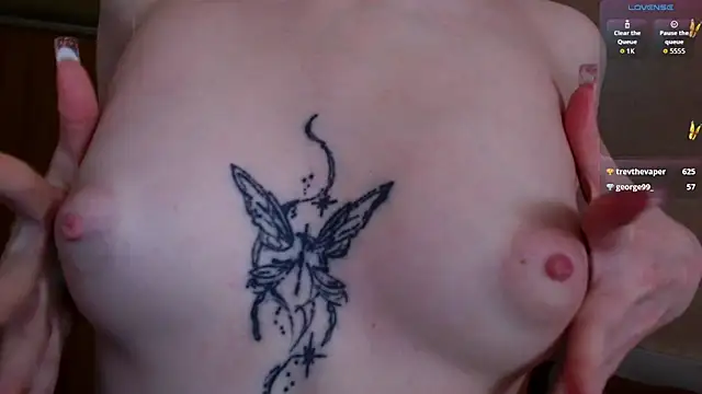 Mary_Kitty88's Live XXX Chat