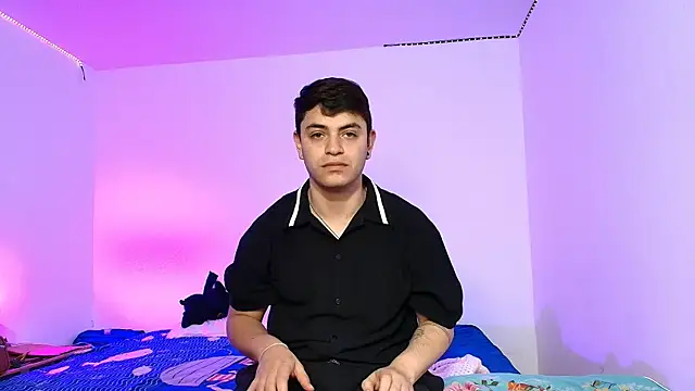 Naughty_Nights_Live 网络视讯表演