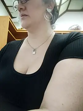 Aisha_manzur's Live XXX Chat