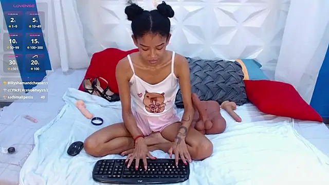 adisson_petite1 现场XXX聊天