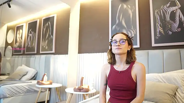 Dalahia_Rush Adlı Modelin Canlı XXX Sohbeti