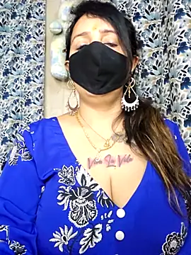 cute-tanvi Show in webcam