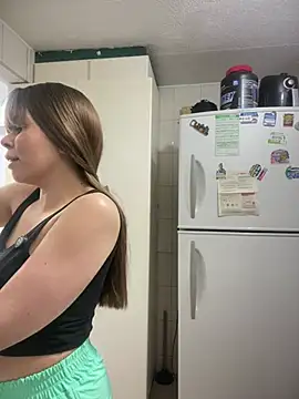 carolina16love Adlı Modelin Canlı XXX Sohbeti