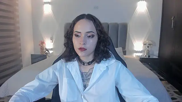 AnnyThompson_ Chat XXX in diretta