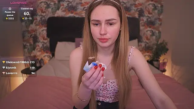 GabriellaJass 现场XXX聊天