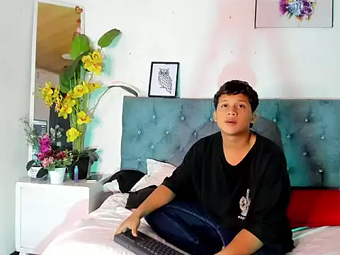 AlexDuMontt: απευθείας συνομιλία ΧΧΧ