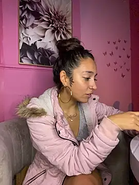 Alaska_euphoria Live XXX Chat