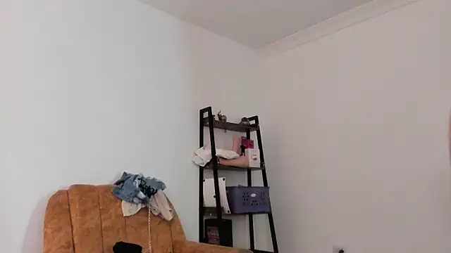 دردشة ValerySex_ الجنسية المباشرة