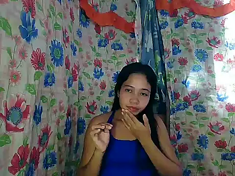 PinaySkinnyGirl Adlı Modelin Canlı XXX Sohbeti