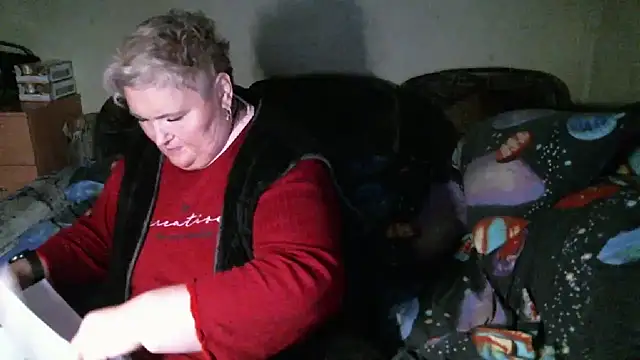 Lana555 élő XXX-chatje