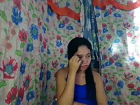 PinaySkinnyGirl – Naživo XXX chat