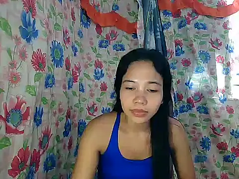 دردشة PinaySkinnyGirl الجنسية المباشرة