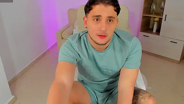 Živý XXX chat Massimo_Fiore