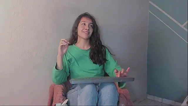 Lucy-Bluesea Live XXX Chat