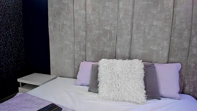 LolaGray__ Webcam show