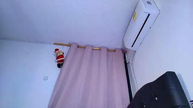 Chatroom XXX en direct de Mia_depp