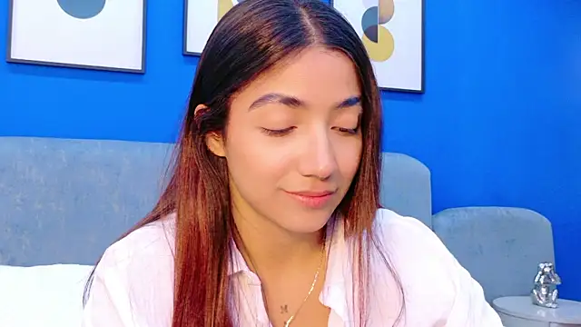 Chatroom XXX en direct de martina_roldam