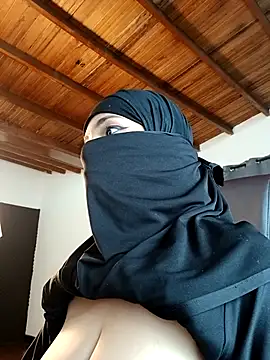 azahara_faraah 网络视讯表演