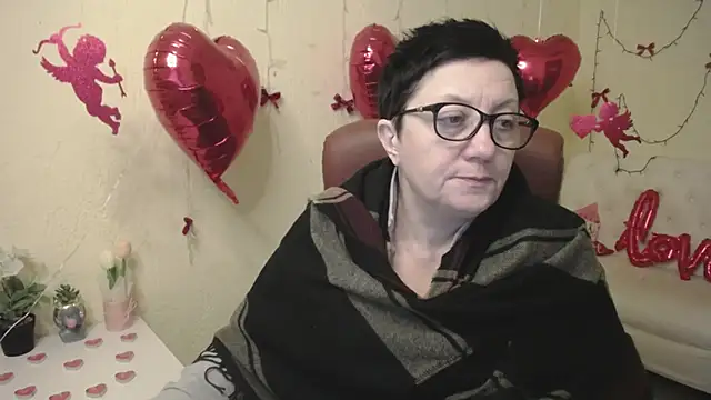 EmilyL0ve: απευθείας συνομιλία ΧΧΧ