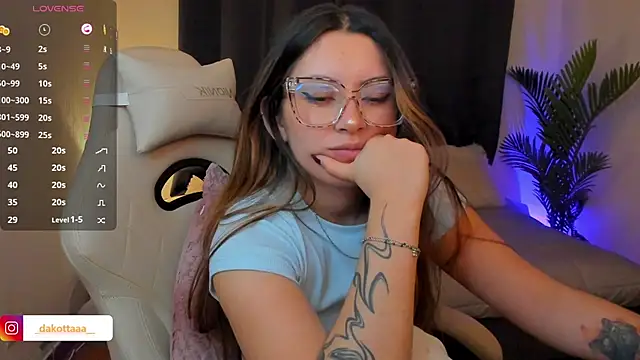 dakottaa_: απευθείας συνομιλία ΧΧΧ