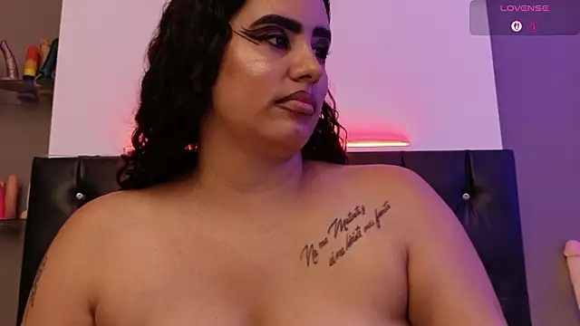 Chatroom XXX en direct de MariaGaitan