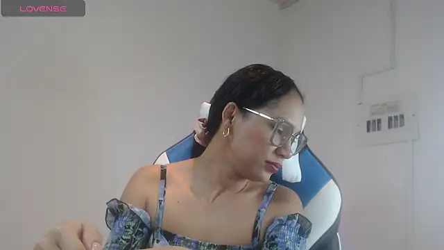 Chat XXX en directo de KittyKardy